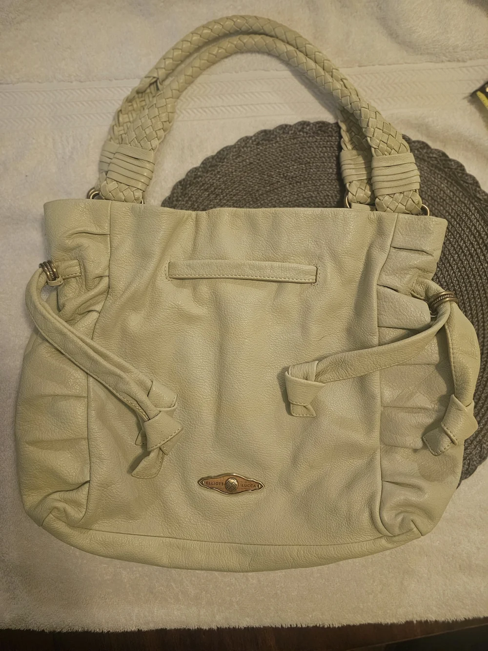 Elliott Lucca Wilshire Hobo Green Leather Shoulder Bag - Pristine Condition...